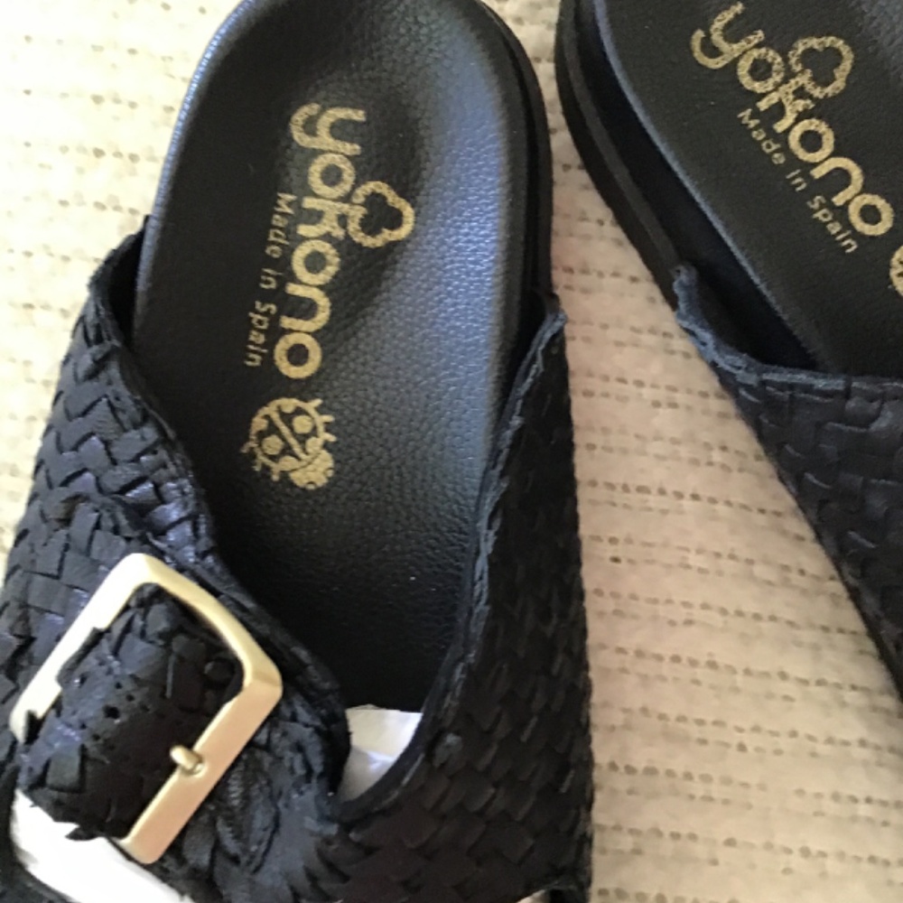 Yokono Leather Black Slides - Picture 4 of 4